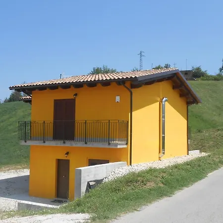 Agriturismo La Casetta Lantgård Tossicia